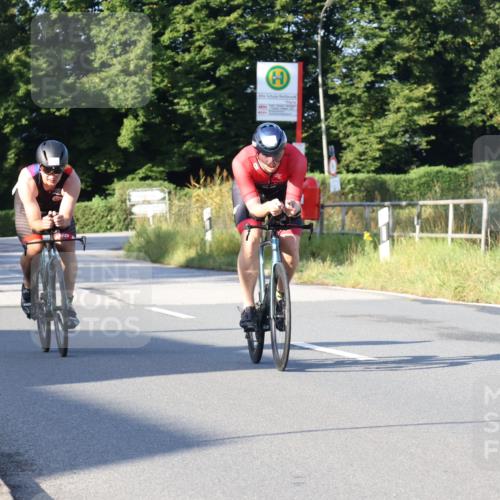 25.08.2024 - Elbe Triathlon Hamburg Fuchs,  Jonas http://msf.ph/oto/6847052 25.08.2024 09:09:00 Radfahren 110, 283, 84, 56, 209, 241, 310 meine-sportfotos.de