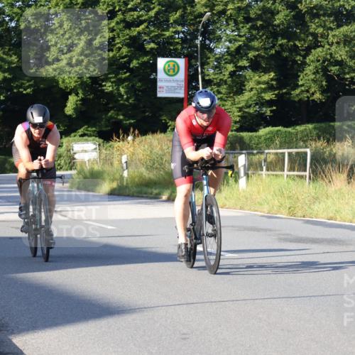 25.08.2024 - Elbe Triathlon Hamburg Fuchs,  Jonas http://msf.ph/oto/6847058 25.08.2024 09:09:00 Radfahren 110, 283, 84, 56, 209, 241, 310 meine-sportfotos.de