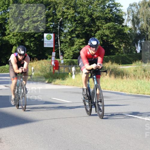 25.08.2024 - Elbe Triathlon Hamburg Fuchs,  Jonas http://msf.ph/oto/6847067 25.08.2024 09:09:00 Radfahren 110, 283, 84, 56, 209, 241, 310 meine-sportfotos.de