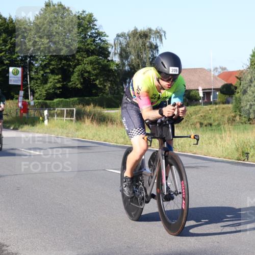 25.08.2024 - Elbe Triathlon Hamburg Fuchs,  Jonas http://msf.ph/oto/6847102 25.08.2024 09:09:03 Radfahren 84, 56, 209, 241, 310, 278 meine-sportfotos.de