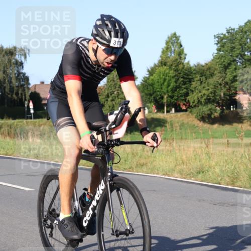 25.08.2024 - Elbe Triathlon Hamburg Fuchs,  Jonas http://msf.ph/oto/6847146 25.08.2024 09:09:06 Radfahren 84, 56, 209, 241, 310, 278, 161 meine-sportfotos.de