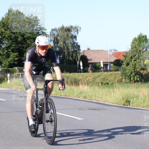 25.08.2024 - Elbe Triathlon Hamburg Fuchs,  Jonas http://msf.ph/oto/6847170 25.08.2024 09:09:09 Radfahren 241, 310, 278, 161, 105, 142 meine-sportfotos.de