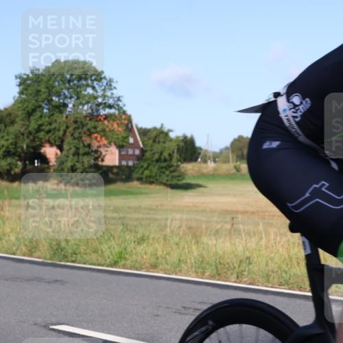 25.08.2024 - Elbe Triathlon Hamburg Fuchs,  Jonas http://msf.ph/oto/6847187 25.08.2024 09:09:09 Radfahren 241, 310, 278, 161, 105, 142 meine-sportfotos.de