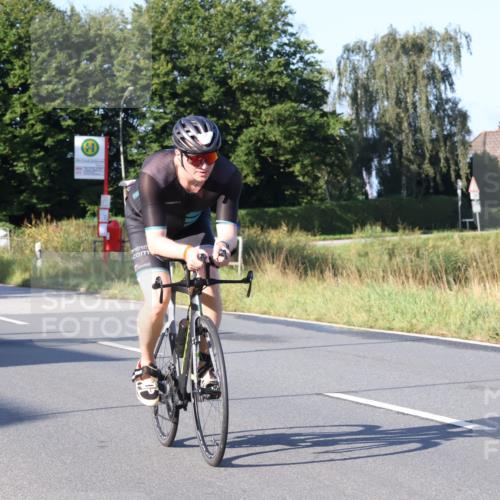 25.08.2024 - Elbe Triathlon Hamburg Fuchs,  Jonas http://msf.ph/oto/6847197 25.08.2024 09:09:12 Radfahren 278, 161, 105, 142, 261 meine-sportfotos.de