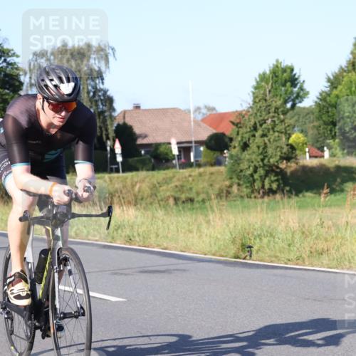 25.08.2024 - Elbe Triathlon Hamburg Fuchs,  Jonas http://msf.ph/oto/6847210 25.08.2024 09:09:13 Radfahren 278, 161, 105, 142, 261 meine-sportfotos.de