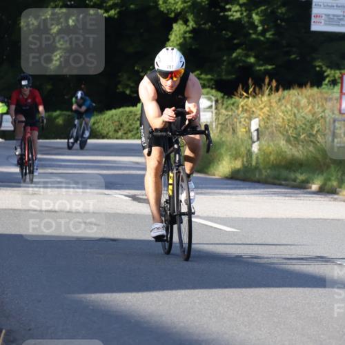 25.08.2024 - Elbe Triathlon Hamburg Fuchs,  Jonas http://msf.ph/oto/6847292 25.08.2024 09:09:17 Radfahren 161, 105, 142, 261, 121, 141, 46, 303 meine-sportfotos.de