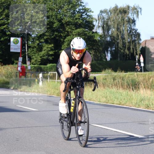 25.08.2024 - Elbe Triathlon Hamburg Fuchs,  Jonas http://msf.ph/oto/6847309 25.08.2024 09:09:19 Radfahren 105, 142, 261, 121, 141, 46, 303 meine-sportfotos.de