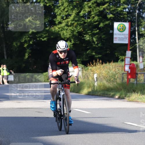 25.08.2024 - Elbe Triathlon Hamburg Fuchs,  Jonas http://msf.ph/oto/6847487 25.08.2024 09:09:33 Radfahren 198, 186 meine-sportfotos.de