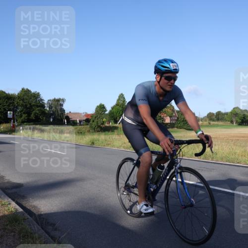 25.08.2024 - Elbe Triathlon Hamburg Fuchs,  Jonas http://msf.ph/oto/6847596 25.08.2024 09:09:45 Radfahren 160, 285, 237 meine-sportfotos.de