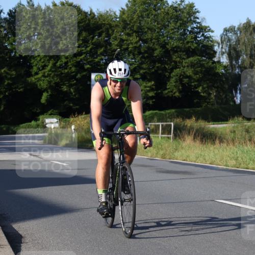 25.08.2024 - Elbe Triathlon Hamburg Fuchs,  Jonas http://msf.ph/oto/6847616 25.08.2024 09:09:48 Radfahren 160, 285, 237 meine-sportfotos.de