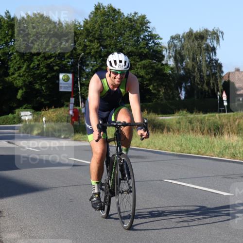 25.08.2024 - Elbe Triathlon Hamburg Fuchs,  Jonas http://msf.ph/oto/6847622 25.08.2024 09:09:48 Radfahren 160, 285, 237 meine-sportfotos.de