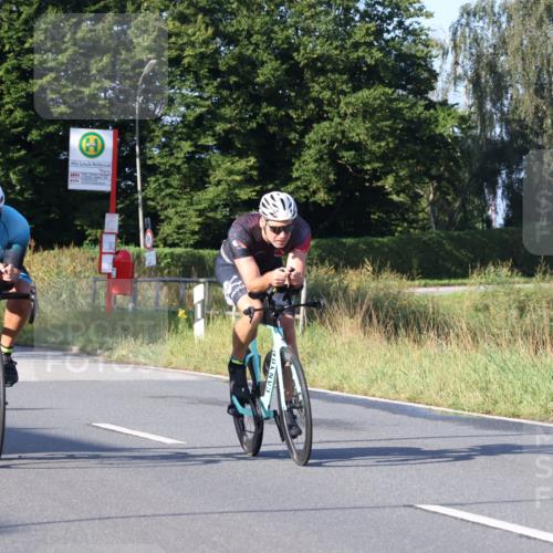 25.08.2024 - Elbe Triathlon Hamburg Fuchs,  Jonas http://msf.ph/oto/6847794 25.08.2024 09:10:06 Radfahren 76, 202, 95, 166, 64, 248, 60 meine-sportfotos.de