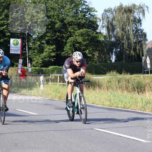 25.08.2024 - Elbe Triathlon Hamburg Fuchs,  Jonas http://msf.ph/oto/6847800 25.08.2024 09:10:06 Radfahren 76, 202, 95, 166, 64, 248, 60 meine-sportfotos.de