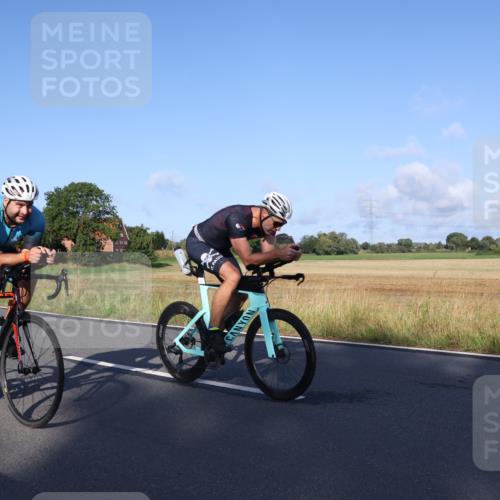 25.08.2024 - Elbe Triathlon Hamburg Fuchs,  Jonas http://msf.ph/oto/6847848 25.08.2024 09:10:08 Radfahren 202, 95, 166, 64, 248, 60 meine-sportfotos.de