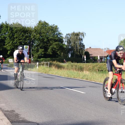 25.08.2024 - Elbe Triathlon Hamburg Fuchs,  Jonas http://msf.ph/oto/6847875 25.08.2024 09:10:10 Radfahren 95, 166, 64, 248, 60 meine-sportfotos.de