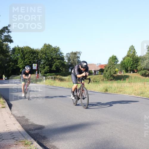25.08.2024 - Elbe Triathlon Hamburg Fuchs,  Jonas http://msf.ph/oto/6848000 25.08.2024 09:10:21 Radfahren 35, 158, 258, 86 meine-sportfotos.de