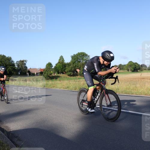25.08.2024 - Elbe Triathlon Hamburg Fuchs,  Jonas http://msf.ph/oto/6848014 25.08.2024 09:10:21 Radfahren 35, 158, 258, 86 meine-sportfotos.de