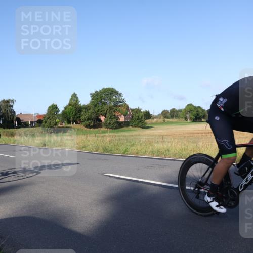 25.08.2024 - Elbe Triathlon Hamburg Fuchs,  Jonas http://msf.ph/oto/6848019 25.08.2024 09:10:22 Radfahren 35, 158, 258, 86 meine-sportfotos.de