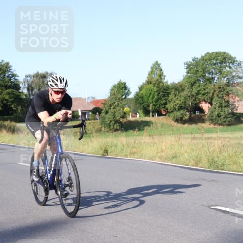 25.08.2024 - Elbe Triathlon Hamburg Fuchs,  Jonas http://msf.ph/oto/6848061 25.08.2024 09:10:25 Radfahren 35, 158, 258, 86 meine-sportfotos.de