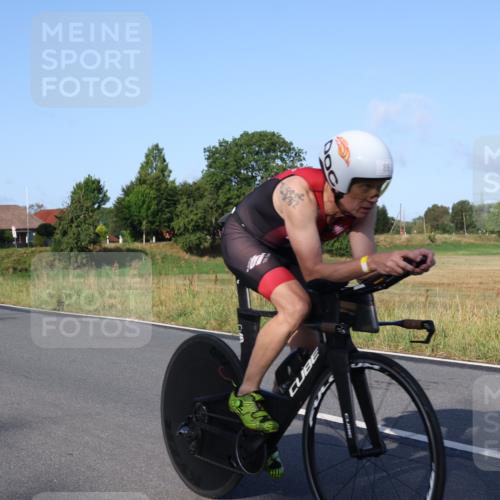 25.08.2024 - Elbe Triathlon Hamburg Fuchs,  Jonas http://msf.ph/oto/6848100 25.08.2024 09:10:28 Radfahren 258, 86, 94 meine-sportfotos.de