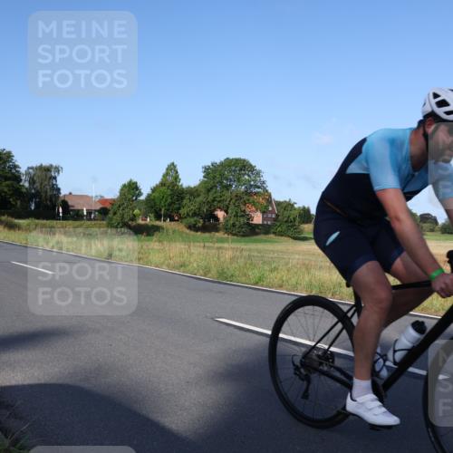 25.08.2024 - Elbe Triathlon Hamburg Fuchs,  Jonas http://msf.ph/oto/6848767 25.08.2024 09:11:17 Radfahren 134, 270, 47, 318 meine-sportfotos.de