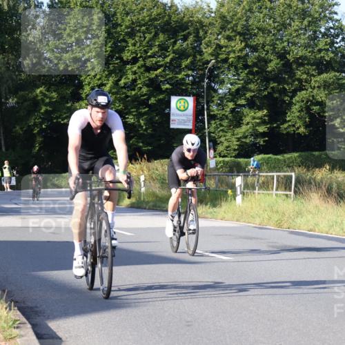 25.08.2024 - Elbe Triathlon Hamburg Fuchs,  Jonas http://msf.ph/oto/6848843 25.08.2024 09:11:23 Radfahren 47, 318, 226, 58 meine-sportfotos.de