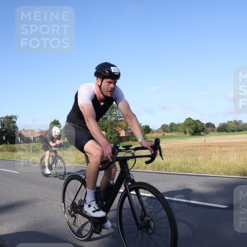 25.08.2024 - Elbe Triathlon Hamburg Fuchs,  Jonas http://msf.ph/oto/6848868 25.08.2024 09:11:24 Radfahren 47, 318, 226, 58 meine-sportfotos.de