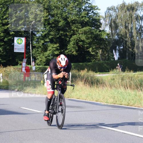 25.08.2024 - Elbe Triathlon Hamburg Fuchs,  Jonas http://msf.ph/oto/6848901 25.08.2024 09:11:28 Radfahren 318, 226, 58, 282 meine-sportfotos.de