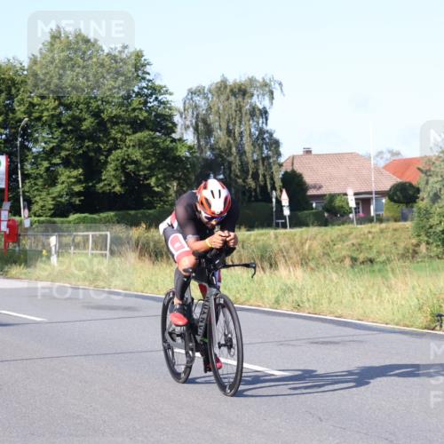25.08.2024 - Elbe Triathlon Hamburg Fuchs,  Jonas http://msf.ph/oto/6848917 25.08.2024 09:11:28 Radfahren 318, 226, 58, 282 meine-sportfotos.de