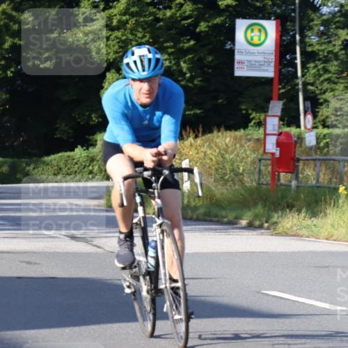 25.08.2024 - Elbe Triathlon Hamburg Fuchs,  Jonas http://msf.ph/oto/6848940 25.08.2024 09:11:33 Radfahren 58, 282, 61, 293, 193 meine-sportfotos.de