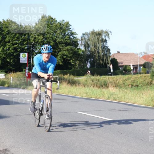 25.08.2024 - Elbe Triathlon Hamburg Fuchs,  Jonas http://msf.ph/oto/6848968 25.08.2024 09:11:33 Radfahren 58, 282, 61, 293, 193 meine-sportfotos.de