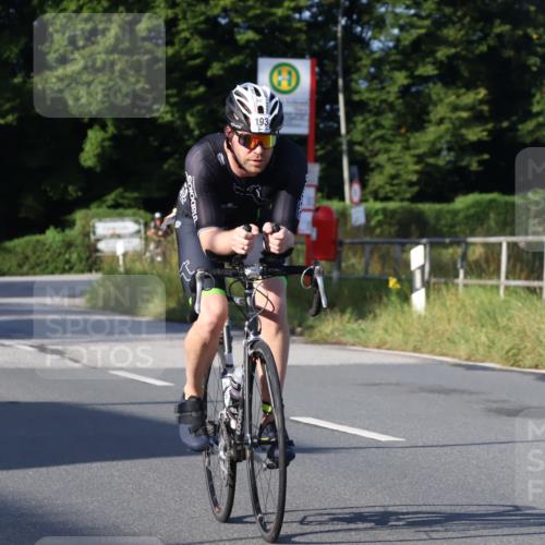 25.08.2024 - Elbe Triathlon Hamburg Fuchs,  Jonas http://msf.ph/oto/6849028 25.08.2024 09:11:38 Radfahren 282, 61, 293, 193, 87, 52 meine-sportfotos.de