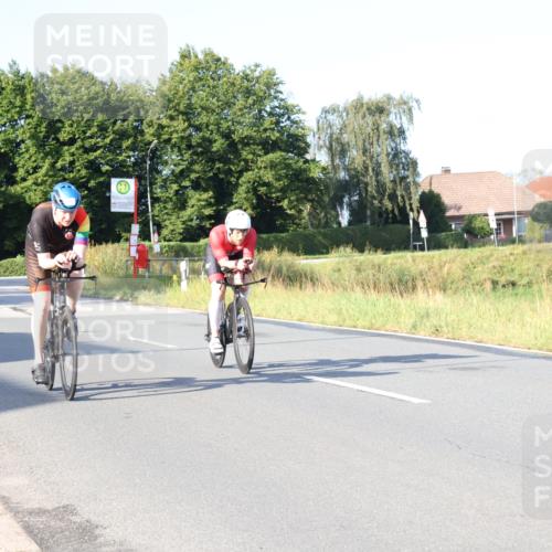25.08.2024 - Elbe Triathlon Hamburg Fuchs,  Jonas http://msf.ph/oto/6849107 25.08.2024 09:11:41 Radfahren 61, 293, 193, 87, 52, 157, 252 meine-sportfotos.de
