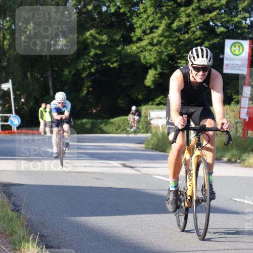 25.08.2024 - Elbe Triathlon Hamburg Fuchs,  Jonas http://msf.ph/oto/6849302 25.08.2024 09:11:54 Radfahren 168, 235, 217, 244 meine-sportfotos.de