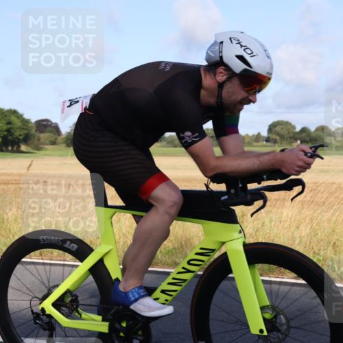25.08.2024 - Elbe Triathlon Hamburg Fuchs,  Jonas http://msf.ph/oto/6849873 25.08.2024 09:12:37 Radfahren 165, 233, 54, 290 meine-sportfotos.de