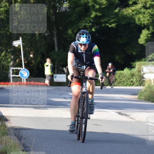 25.08.2024 - Elbe Triathlon Hamburg Fuchs,  Jonas http://msf.ph/oto/6849925 25.08.2024 09:12:46 Radfahren 290, 154 meine-sportfotos.de