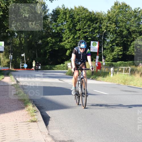 25.08.2024 - Elbe Triathlon Hamburg Fuchs,  Jonas http://msf.ph/oto/6849966 25.08.2024 09:12:47 Radfahren 290, 154 meine-sportfotos.de