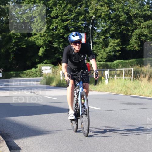 25.08.2024 - Elbe Triathlon Hamburg Fuchs,  Jonas http://msf.ph/oto/6850099 25.08.2024 09:13:01 Radfahren 145, 130 meine-sportfotos.de