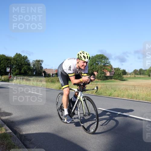 25.08.2024 - Elbe Triathlon Hamburg Fuchs,  Jonas http://msf.ph/oto/6850194 25.08.2024 09:13:16 Radfahren 41, 69 meine-sportfotos.de