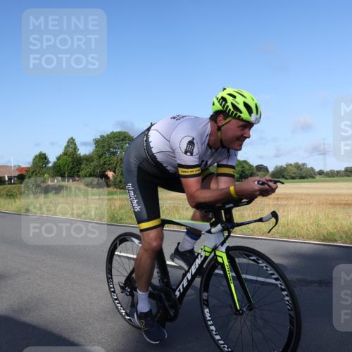 25.08.2024 - Elbe Triathlon Hamburg Fuchs,  Jonas http://msf.ph/oto/6850202 25.08.2024 09:13:16 Radfahren 41, 69 meine-sportfotos.de