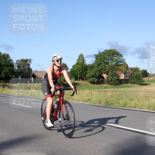 25.08.2024 - Elbe Triathlon Hamburg Fuchs,  Jonas http://msf.ph/oto/6850392 25.08.2024 09:13:34 Radfahren 124, 138 meine-sportfotos.de