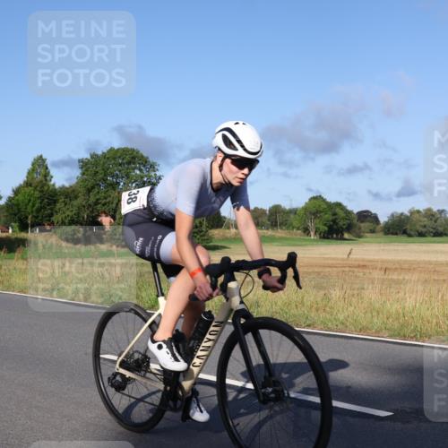 25.08.2024 - Elbe Triathlon Hamburg Fuchs,  Jonas http://msf.ph/oto/6850460 25.08.2024 09:13:39 Radfahren 124, 138, 55, 143 meine-sportfotos.de