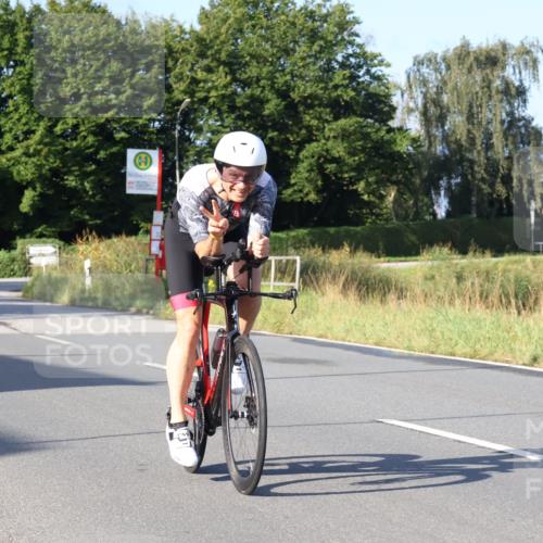 25.08.2024 - Elbe Triathlon Hamburg Fuchs,  Jonas http://msf.ph/oto/6850511 25.08.2024 09:13:42 Radfahren 138, 55, 143 meine-sportfotos.de