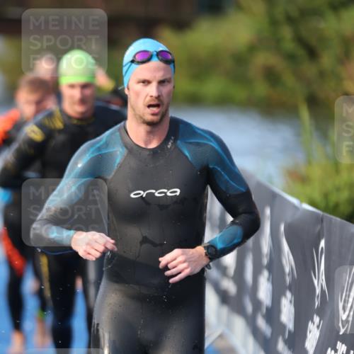 25.08.2024 - Elbe Triathlon Hamburg H.Heesch http://msf.ph/oto/6850526 25.08.2024 08:58:42 Schwimmen 208, 211, 236, 241, 243, 266, 283, 294, 308, 313 meine-sportfotos.de