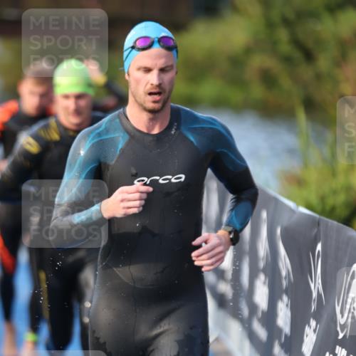 25.08.2024 - Elbe Triathlon Hamburg H.Heesch http://msf.ph/oto/6850542 25.08.2024 08:58:43 Schwimmen 203, 208, 211, 236, 241, 243, 266, 283, 294, 308, 313 meine-sportfotos.de