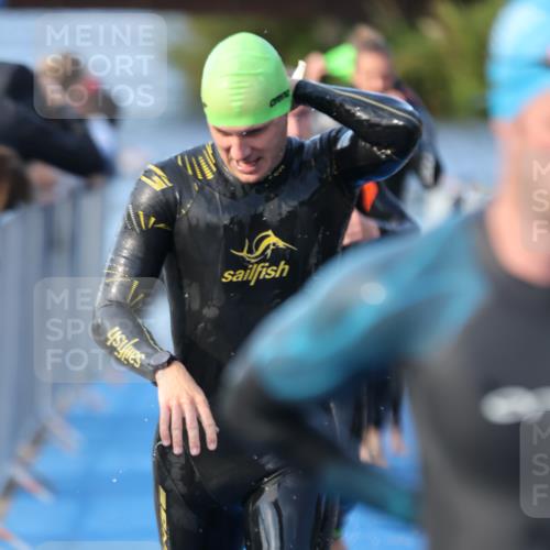25.08.2024 - Elbe Triathlon Hamburg H.Heesch http://msf.ph/oto/6850614 25.08.2024 08:58:44 Schwimmen 203, 208, 211, 236, 241, 243, 266, 283, 294, 308, 313 meine-sportfotos.de