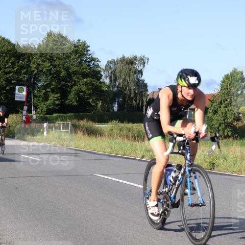 25.08.2024 - Elbe Triathlon Hamburg Fuchs,  Jonas http://msf.ph/oto/6850774 25.08.2024 09:14:09 Radfahren 317, 137, 114, 163, 385, 271, 305 meine-sportfotos.de