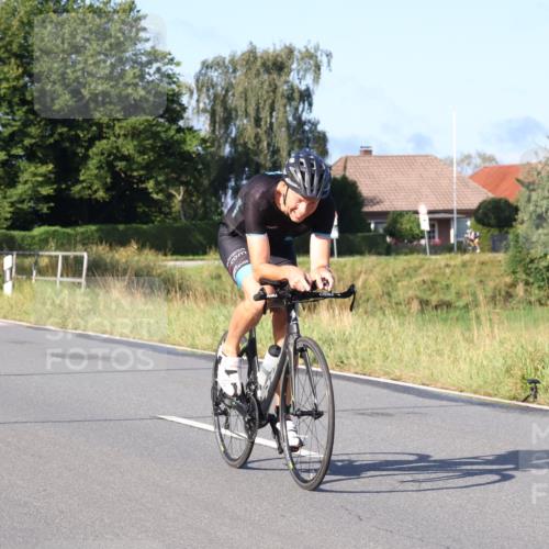 25.08.2024 - Elbe Triathlon Hamburg Fuchs,  Jonas http://msf.ph/oto/6850786 25.08.2024 09:14:10 Radfahren 137, 114, 163, 385, 271, 305, 175 meine-sportfotos.de