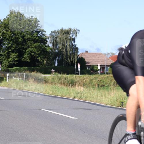25.08.2024 - Elbe Triathlon Hamburg Fuchs,  Jonas http://msf.ph/oto/6850828 25.08.2024 09:14:12 Radfahren 137, 114, 163, 385, 271, 305, 175 meine-sportfotos.de