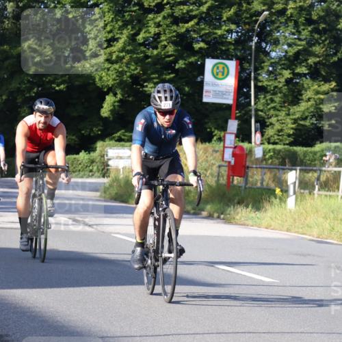 25.08.2024 - Elbe Triathlon Hamburg Fuchs,  Jonas http://msf.ph/oto/6850843 25.08.2024 09:14:13 Radfahren 137, 114, 163, 385, 271, 305, 175 meine-sportfotos.de